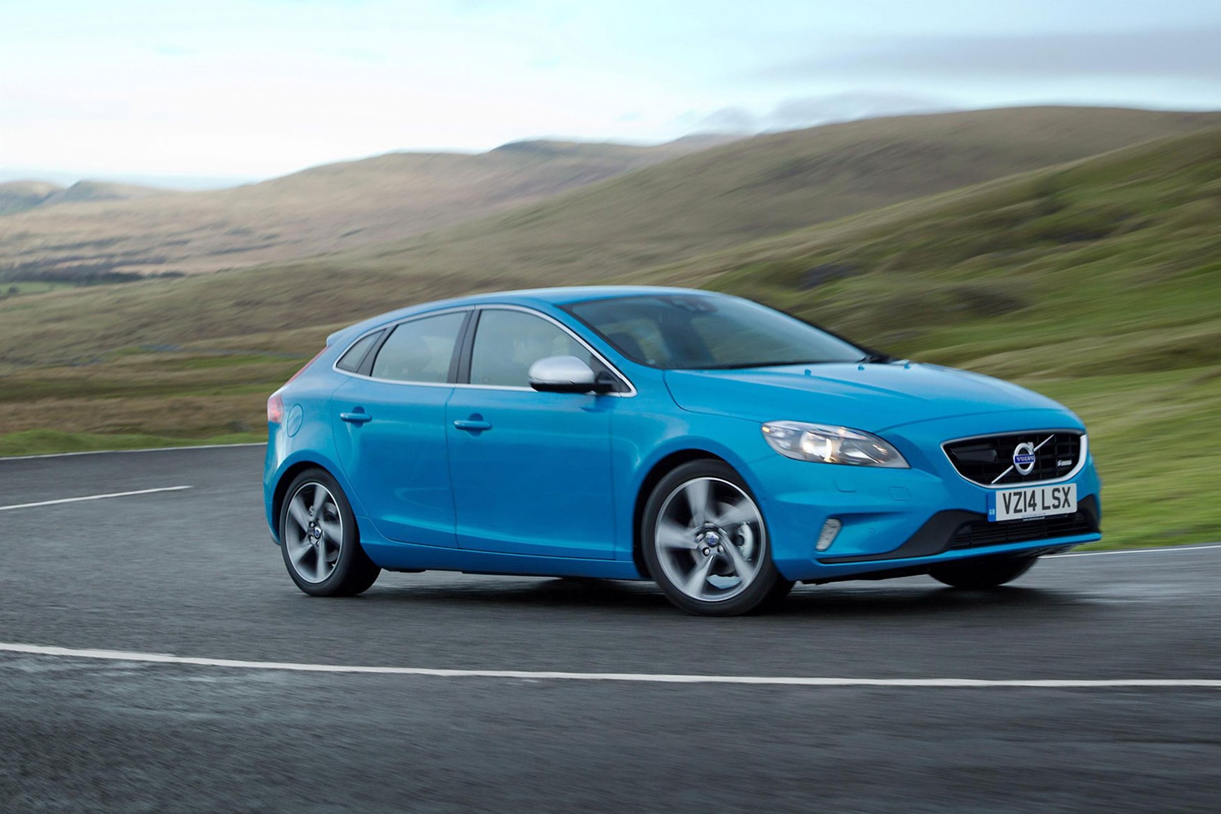 Volvo V40