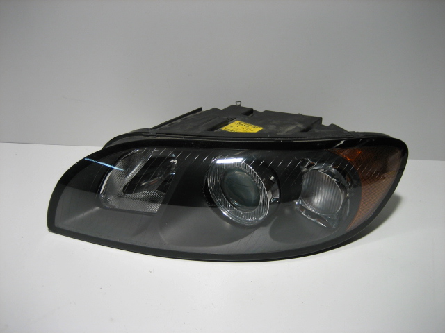 Фара Volvo C70