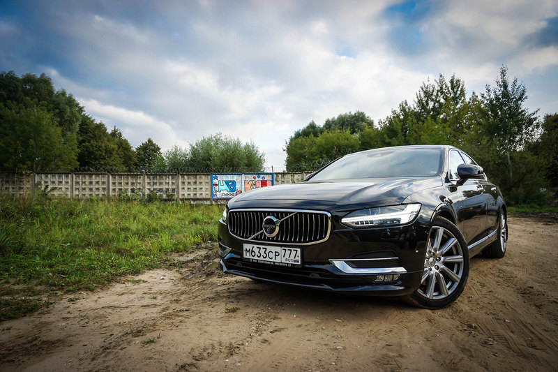 Volvo S90
